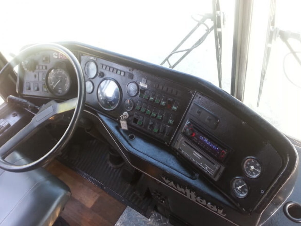 Limo Bus for Sale in los angeles, CA - Photo 13