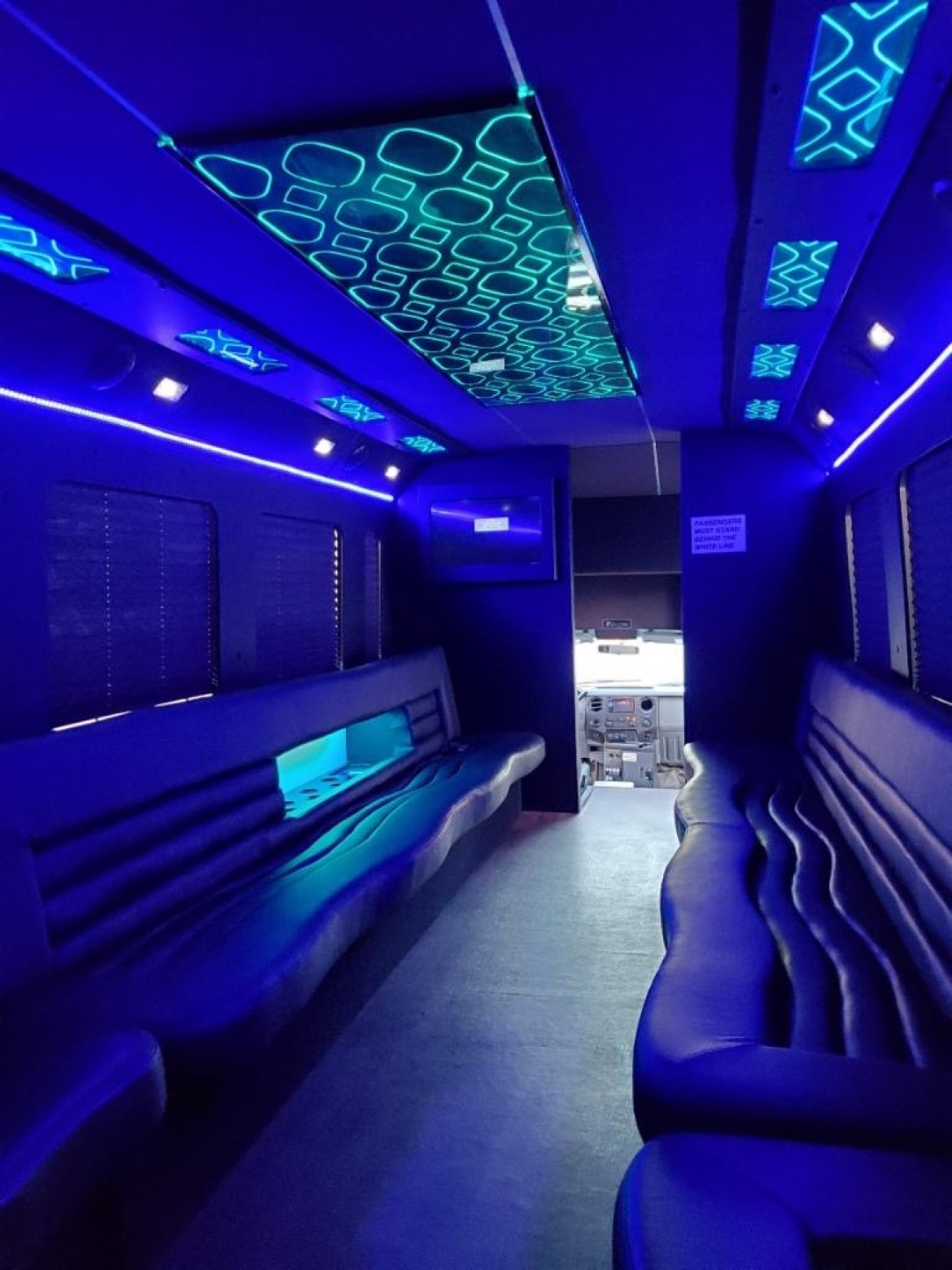 Limo Bus for Sale in Fontana, CO - Photo 16