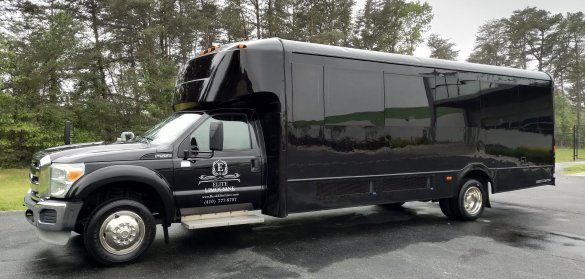 2012 Ford F550 Limo Bus for Sale in Severn, MD - Main Photo