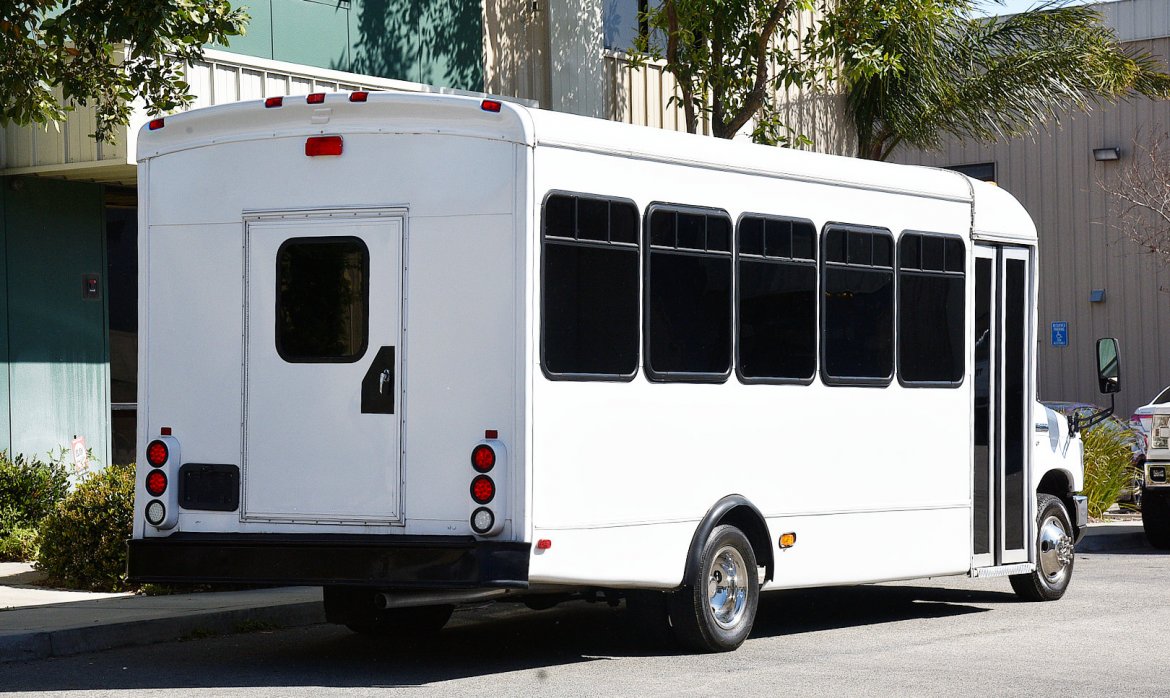 Limo Bus for Sale in Fontana, CA - Photo 7