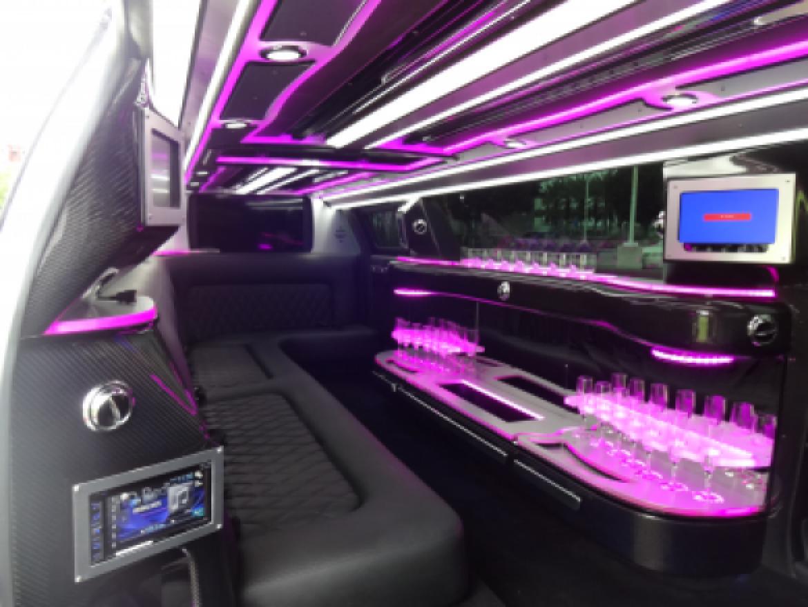 Photo of Limousine for sale: 2017 Lincoln CONTINENTAL 140&quot; by SPECIALTY CONVERSIONS