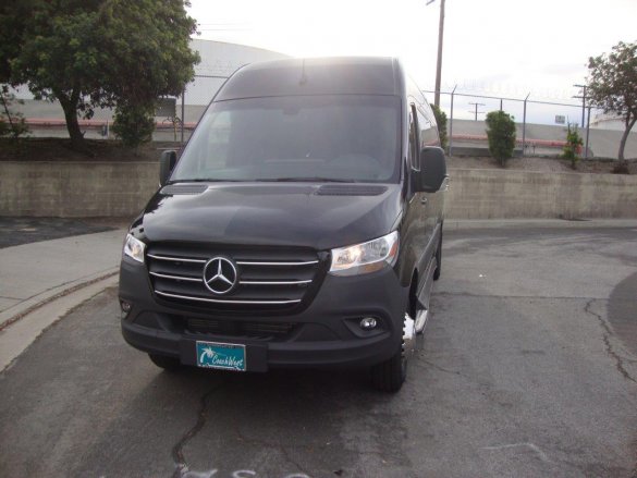 2019 Mercedes-Benz 3500 Sprinter Limousine Sprinter for Sale in Carson, CA - Photo 3