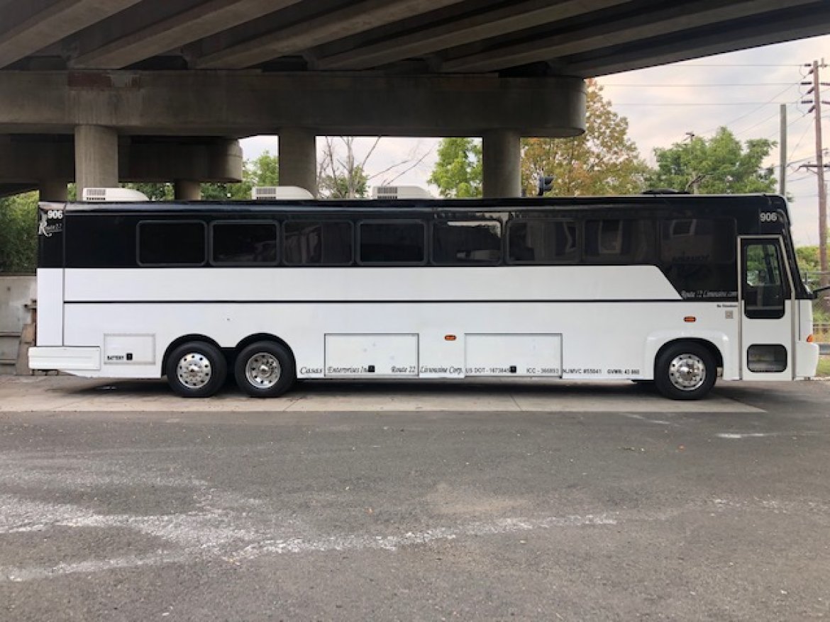 Limo Bus for Sale in Hillside, NJ - Photo 19