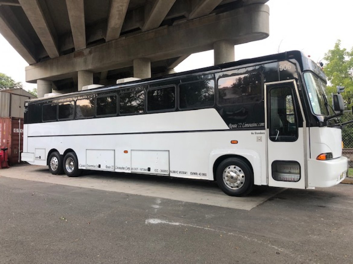 Limo Bus for Sale in Hillside, NJ - Photo 2