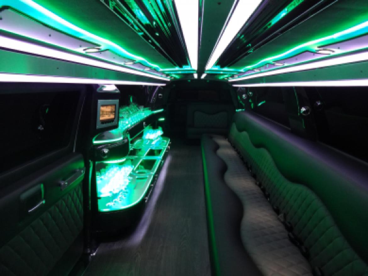 Photo of SUV Stretch for sale: 2017 GMC YUKON XL by SPECIALTY CONVERSIONS