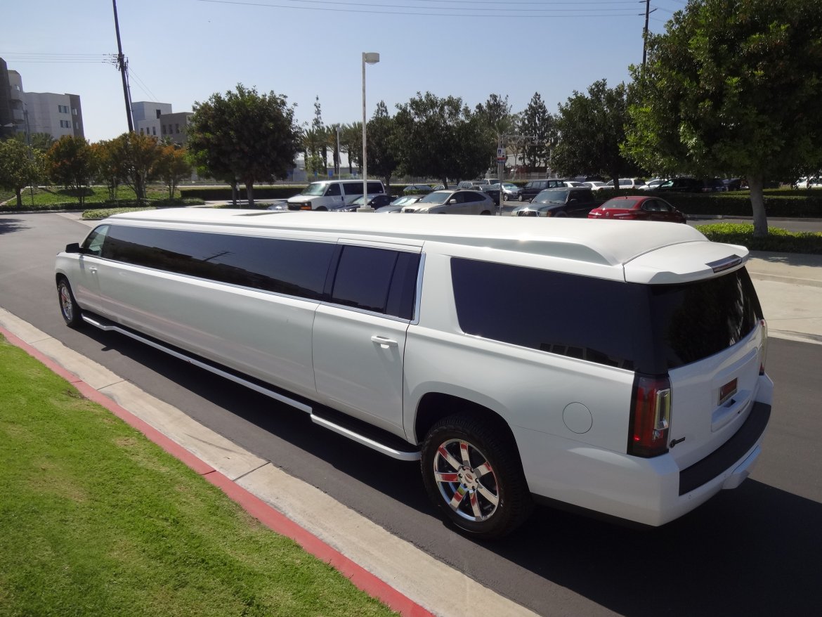 Photo of SUV Stretch for sale: 2017 GMC YUKON XL by SPECIALTY CONVERSIONS