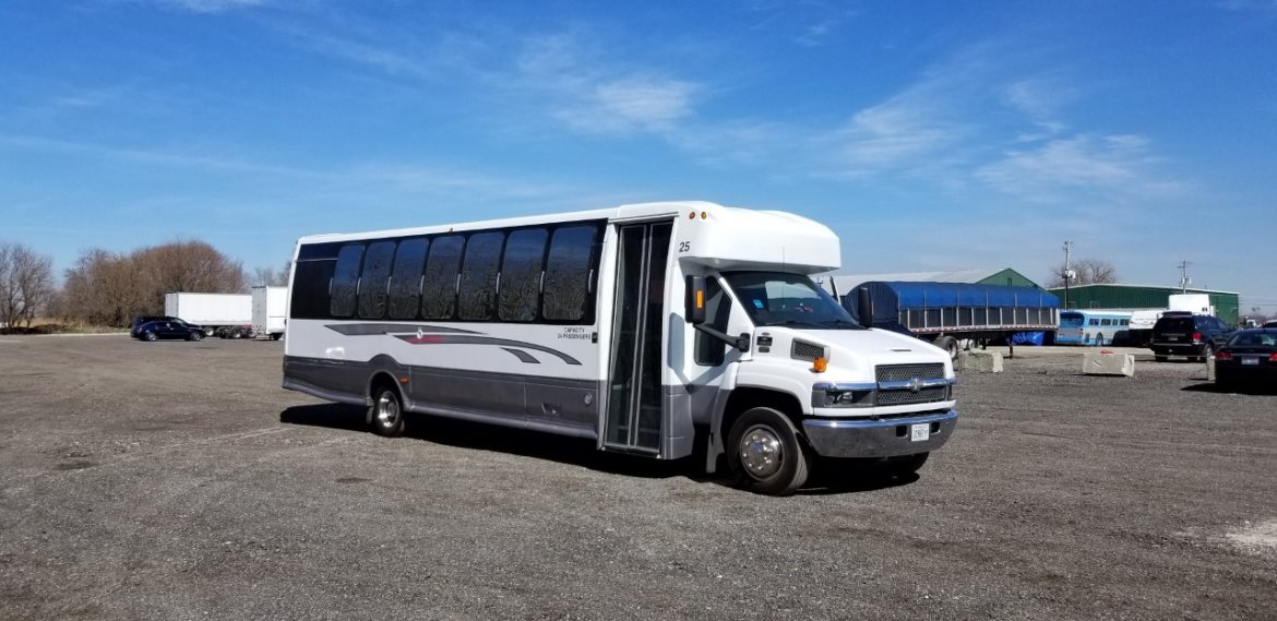 Limo Bus for sale: 2008 Chevrolet C5500 Kodiak