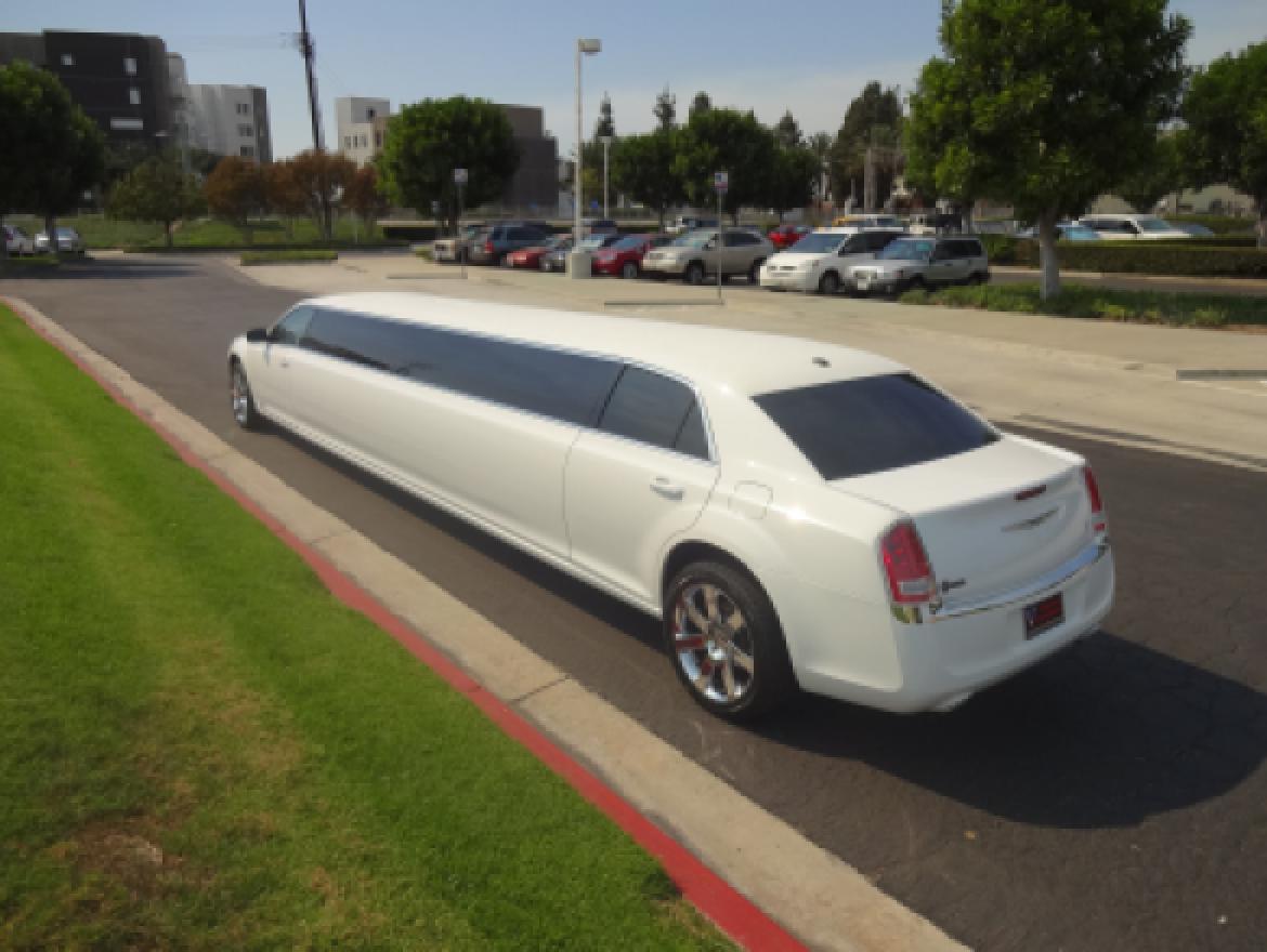 Photo of Limousine for sale: 2014 Chrysler  300 - 140 Inch 5th Door 180" by SPECIALTY CONERSIONS