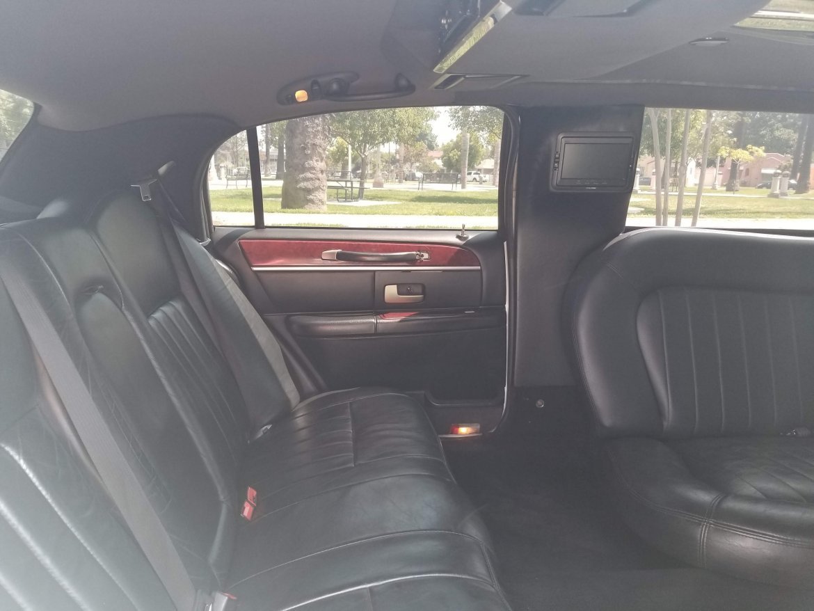 Limousine for Sale in Los Angeles, CA - Photo 9