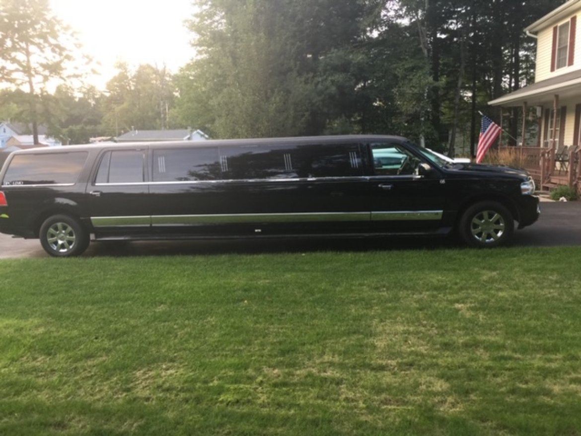 Used 2008 Lincoln Navigator for sale #WS-13284 | We Sell Limos