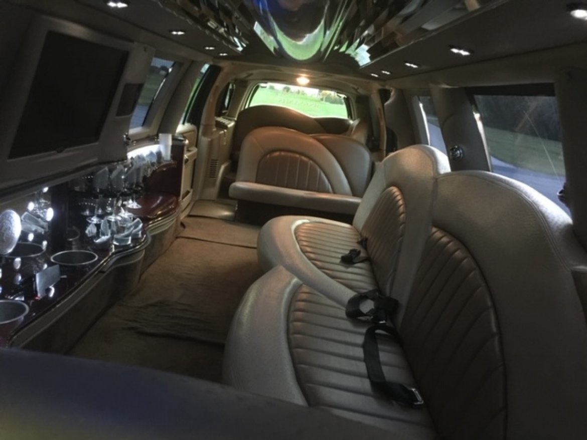 SUV Stretch for Sale in Glens Falls, NY - Photo 10