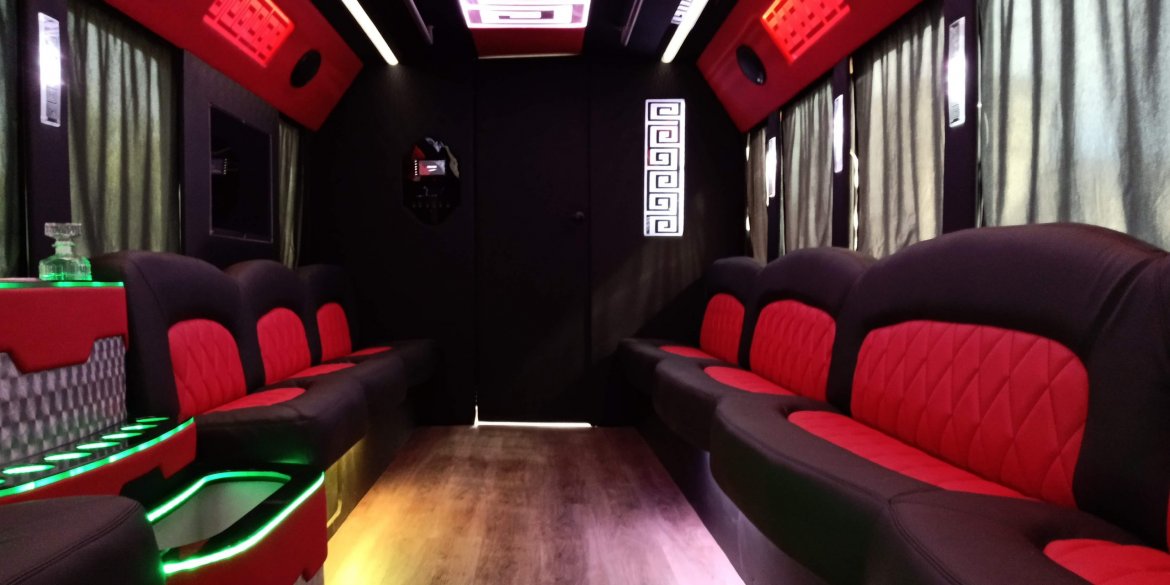 Limo Bus for sale: 2013 International 3000 by Forest builder