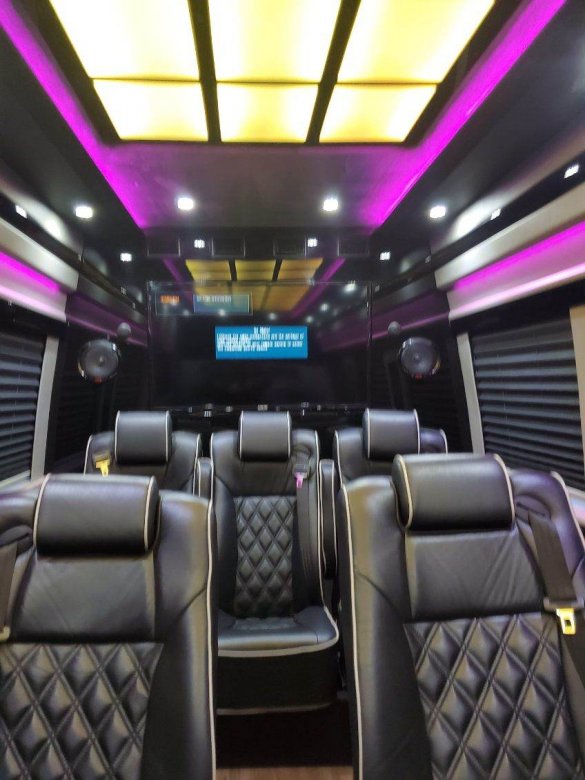 2015 Mercedes-Benz Sprinter 3500 Sprinter for Sale in Lake Forest, CA - Photo 3