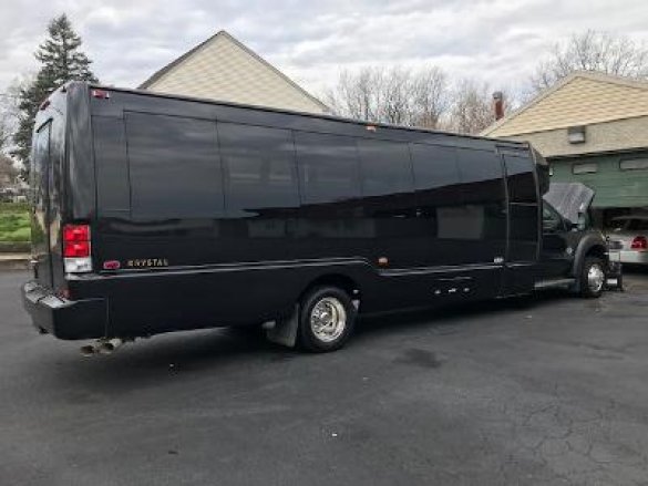 2014 Ford F-550 Shuttle Bus for Sale in Oaklyn, NJ - Main Photo