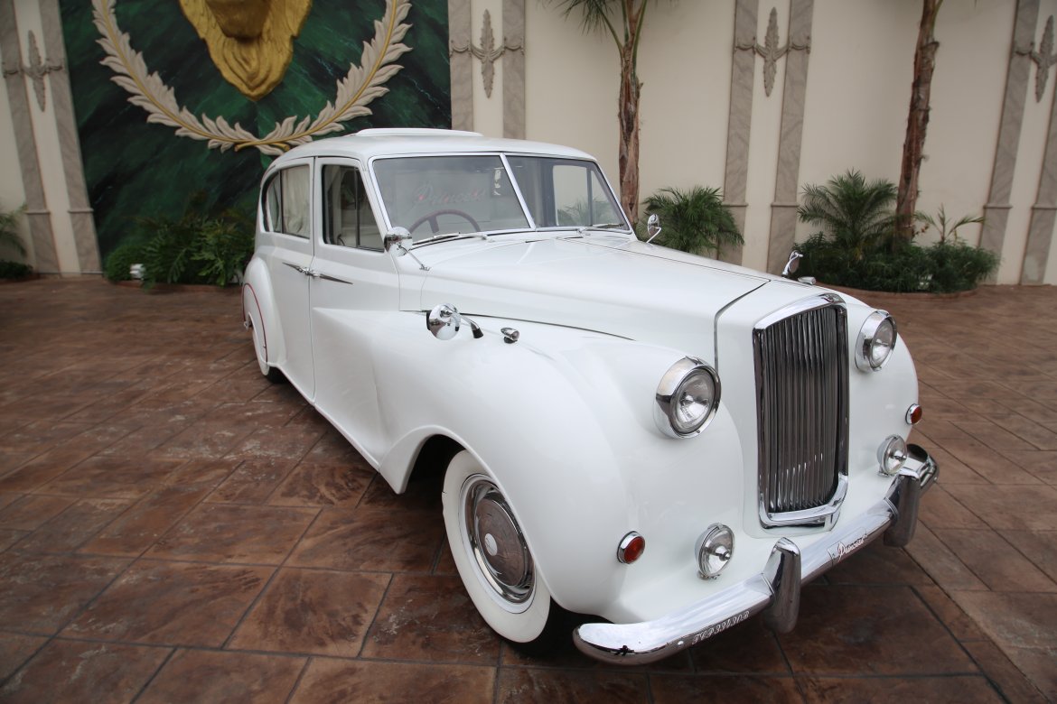 Limousine for sale: 1964 Rolls-Royce Austin Healey princess by Limos by moonlight