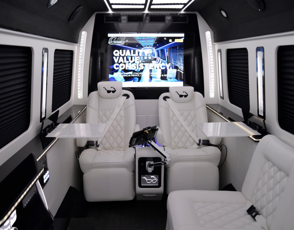 LGE Coachworks CEO Mercedes Sprinter Mobile Office - Photo 4