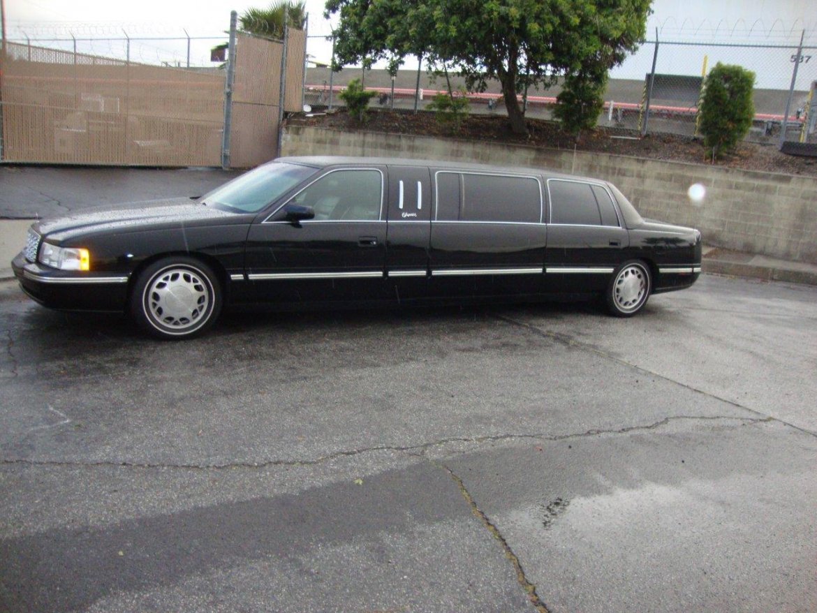 Limousine for Sale in Carson, CA - Photo 4