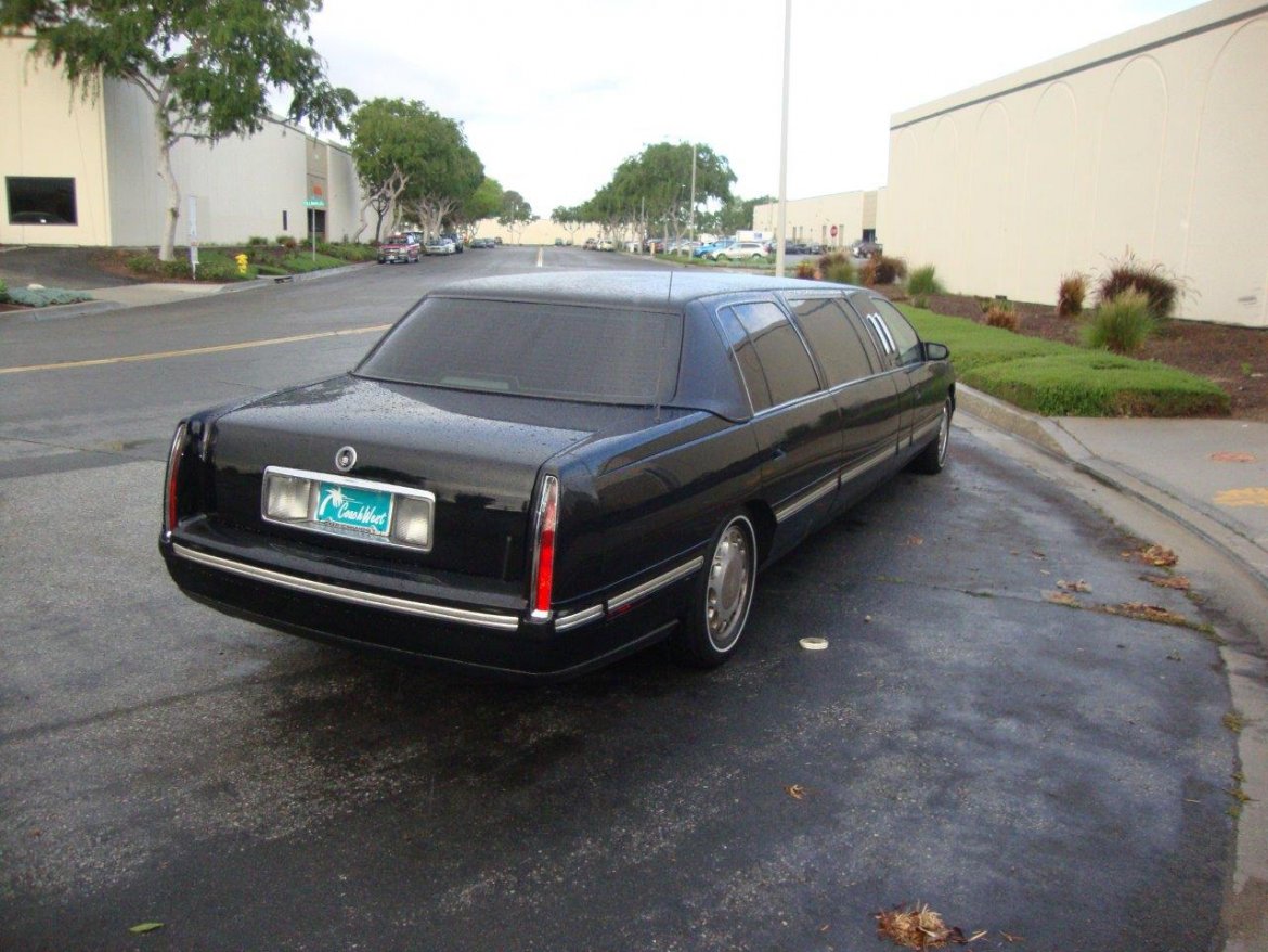 Limousine for Sale in Carson, CA - Photo 9