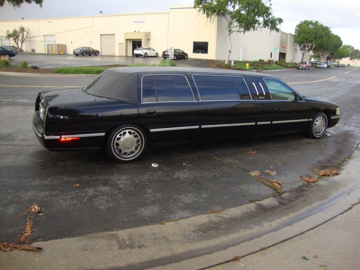 Limousine for Sale in Carson, CA - Photo 10