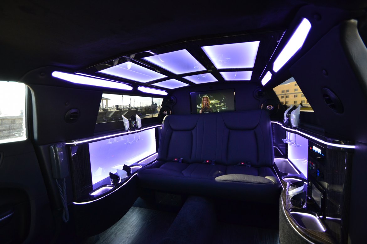 Limousine for Sale in Morganville, NJ - Photo 6