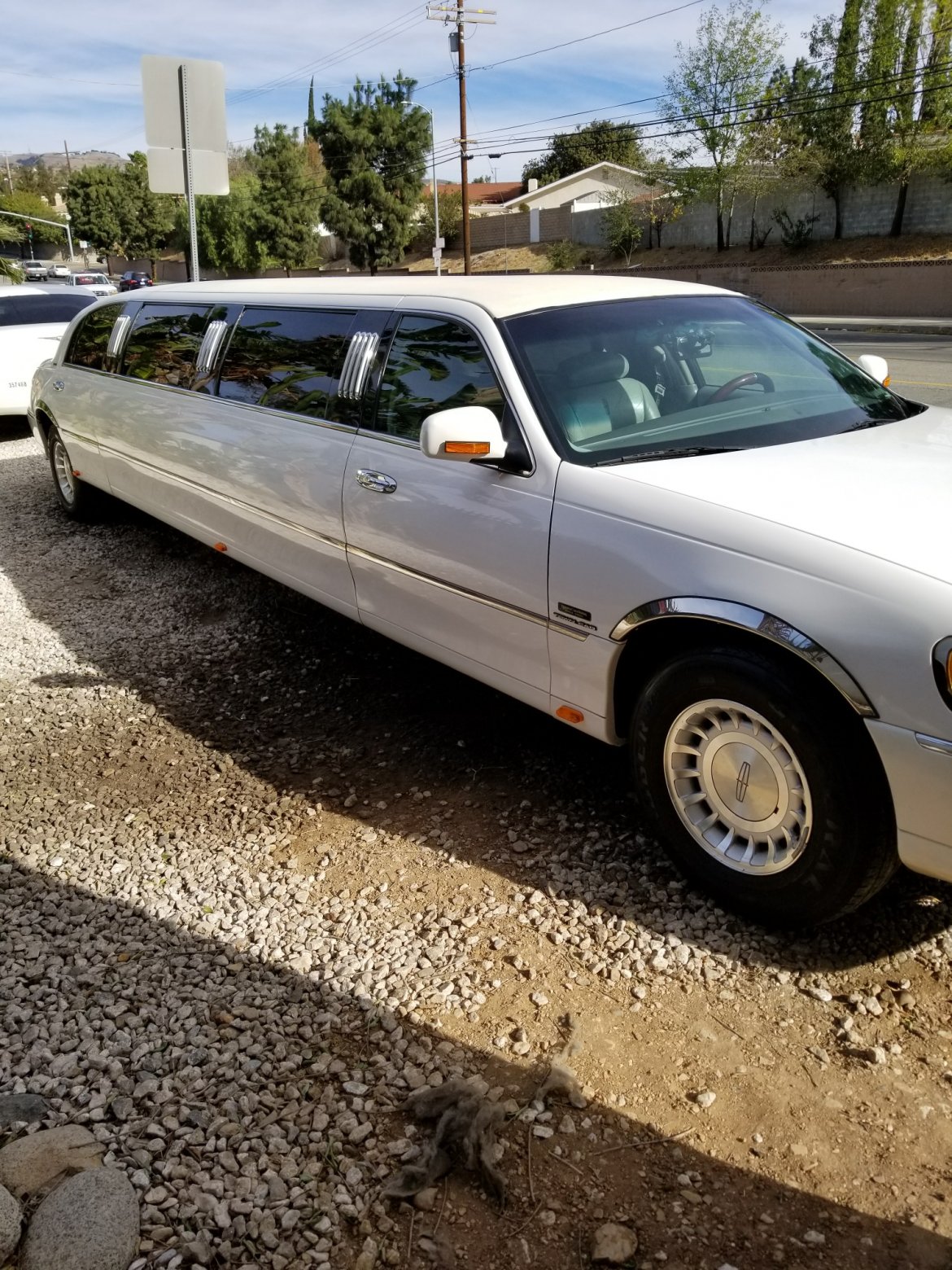 Limousine for Sale in Los Angeles, CA - Photo 9
