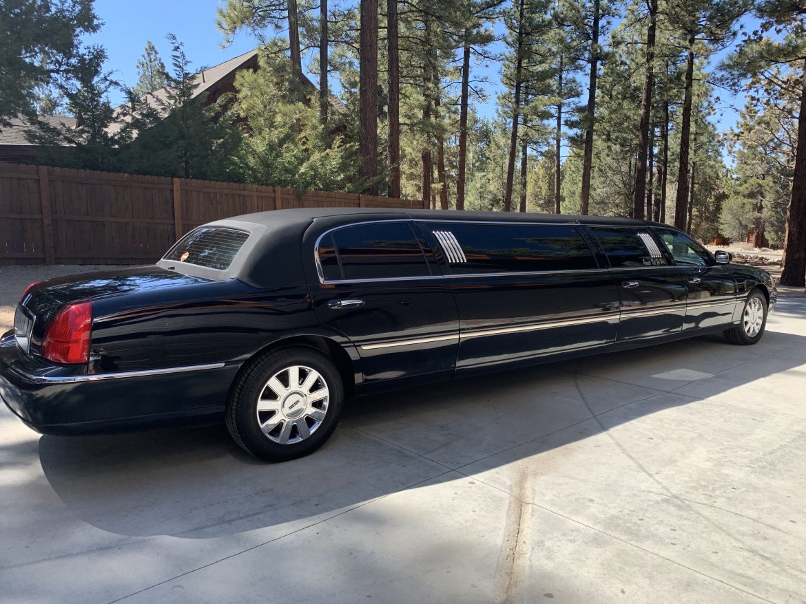 Used 2004 Lincoln Krystal for sale #WS-13396 | We Sell Limos
