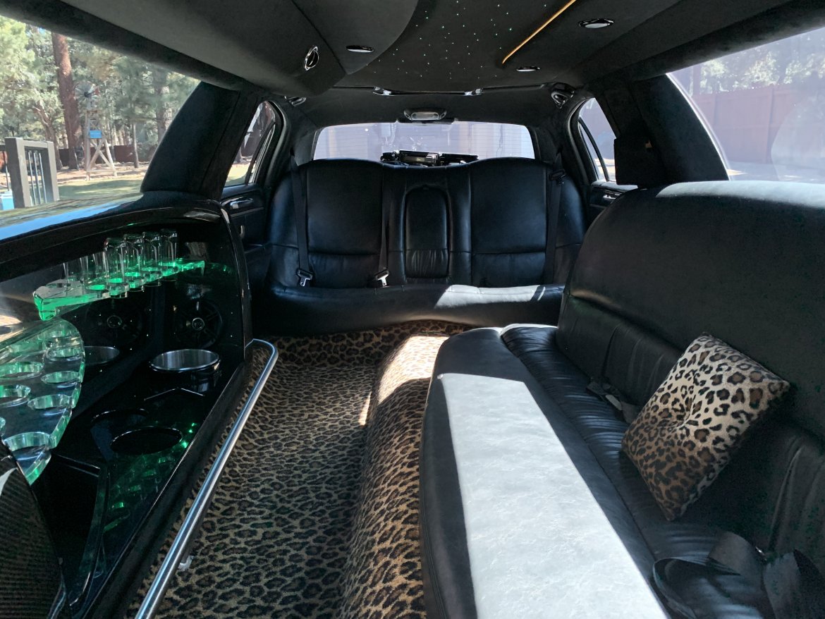 Limousine for Sale in Big Bear Lake, CA - Photo 14