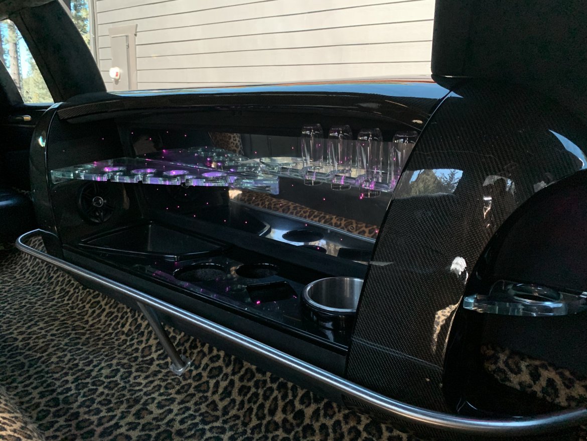 Limousine for Sale in Big Bear Lake, CA - Photo 21