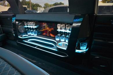 2017 Lincoln MKT Limousine for Sale in Oaklyn, New Jersey, US - Photo 4