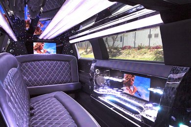 2017 Lincoln MKT Limousine for Sale in Oaklyn, NJ - Main Photo