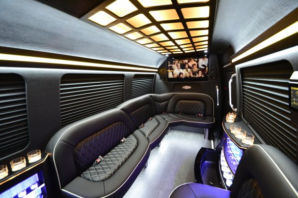 2019 Mercedes-Benz 170 Extended Sprinter for Sale in Springfield, MO - Main Photo