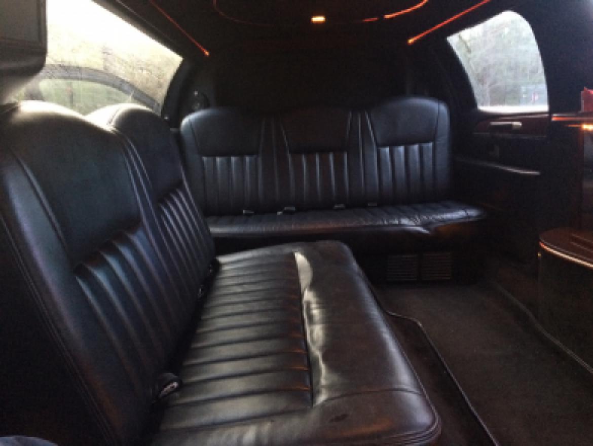 Photo of Limousine for sale: 2005 Lincoln Town Car 100" by Royale