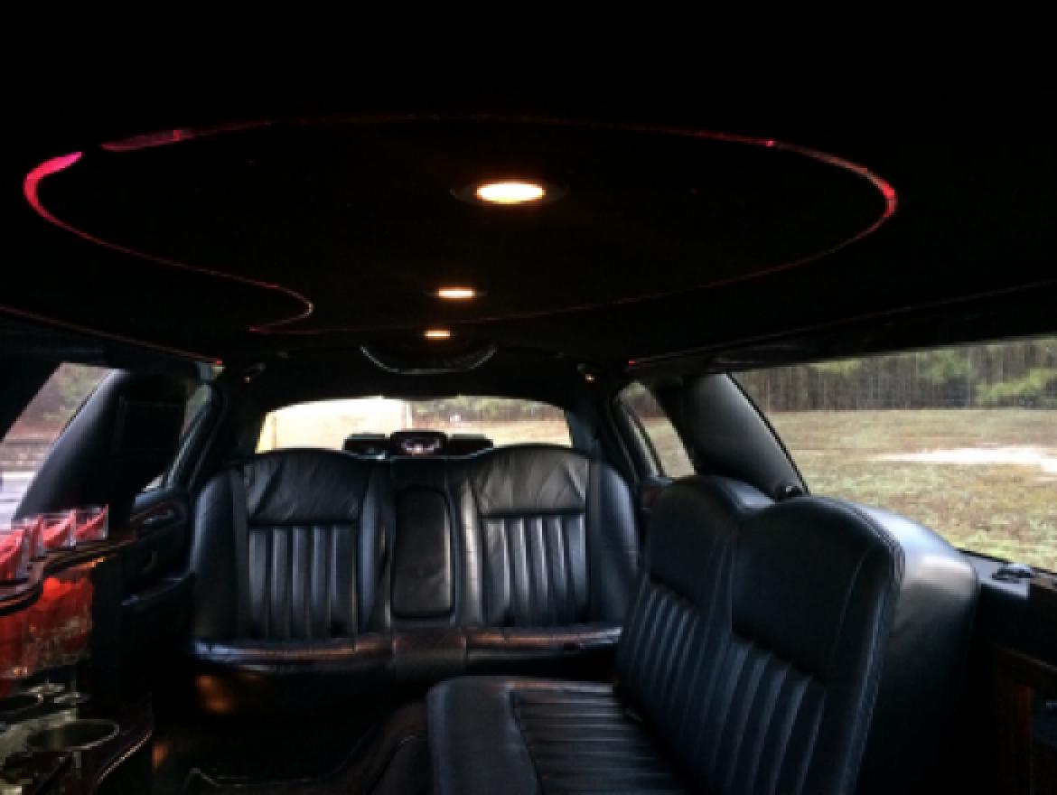 Photo of Limousine for sale: 2005 Lincoln Town Car 100" by Royale
