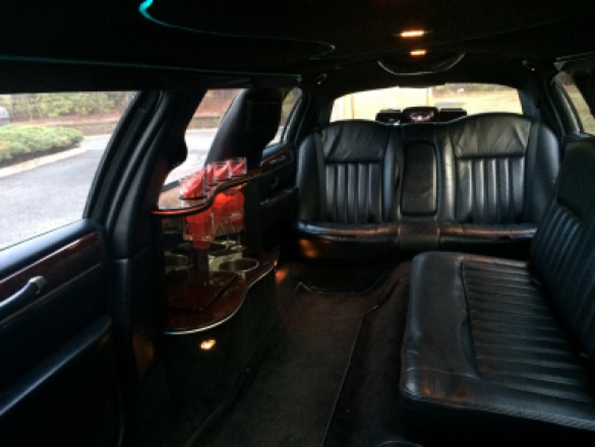 Photo of Limousine for sale: 2005 Lincoln Town Car 100" by Royale
