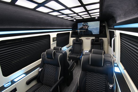 2020 Mercedes-Benz Business Class 170 Extended Sprinter for Sale in Springfield, MO - Photo 2