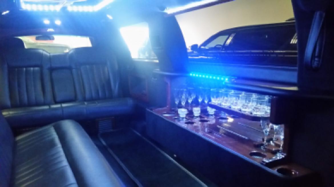 Photo of Limousine for sale: 2008 Lincoln  Town car 120" stretch 5door 120" by De Bryan coachbuilders