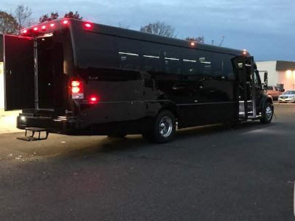 2020 Freightliner M2 Shuttle Bus for Sale in Oaklyn, NJ - Photo 3