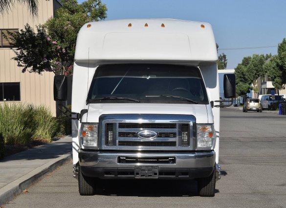2012 Ford E-450 Limo Bus for Sale in Fontana, CA - Photo 3