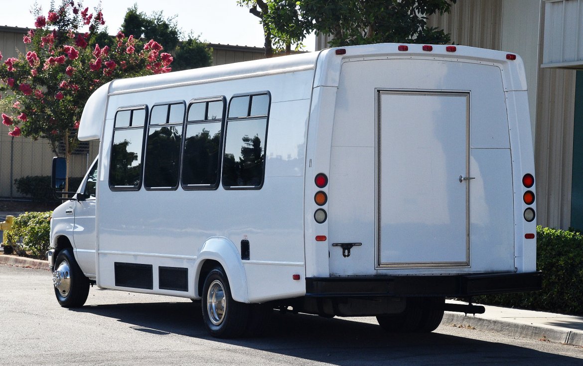 Limo Bus for Sale in Fontana, CA - Photo 4