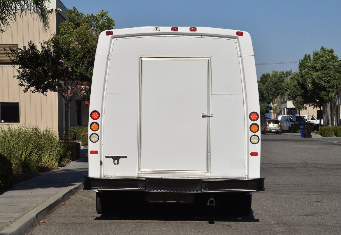 Limo Bus for Sale in Fontana, CA - Photo 5