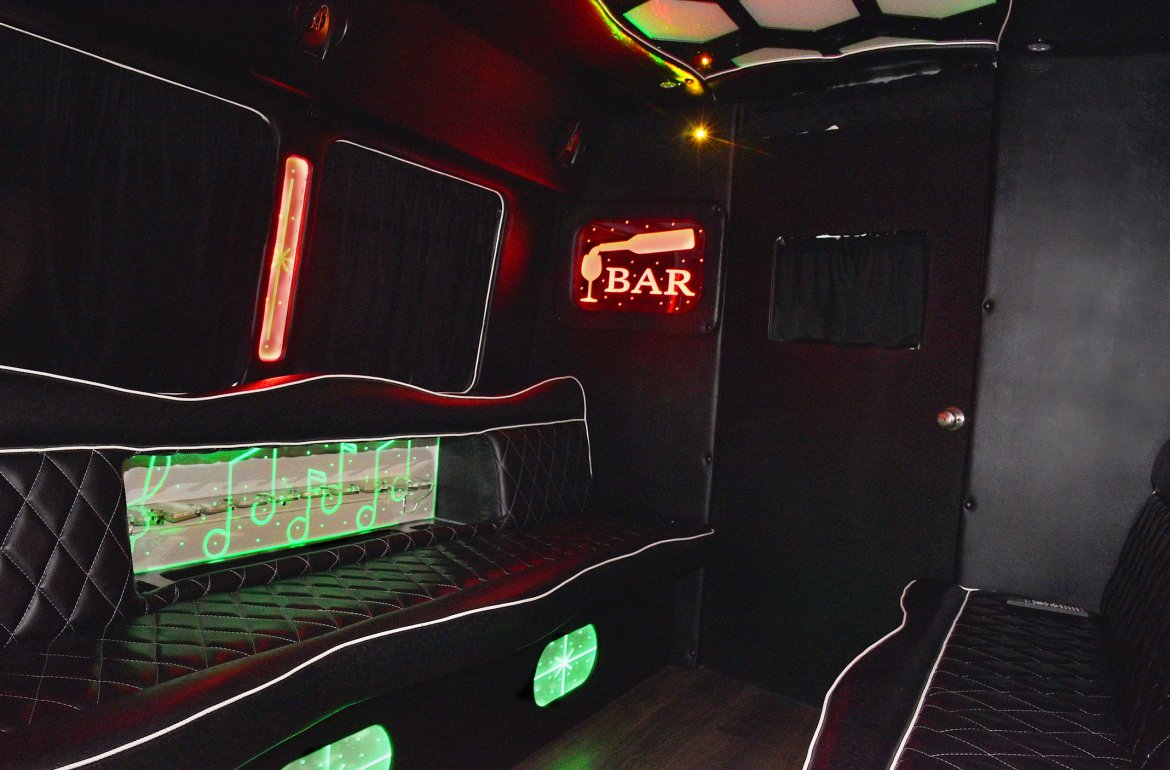 Limo Bus for Sale in Fontana, CA - Photo 12