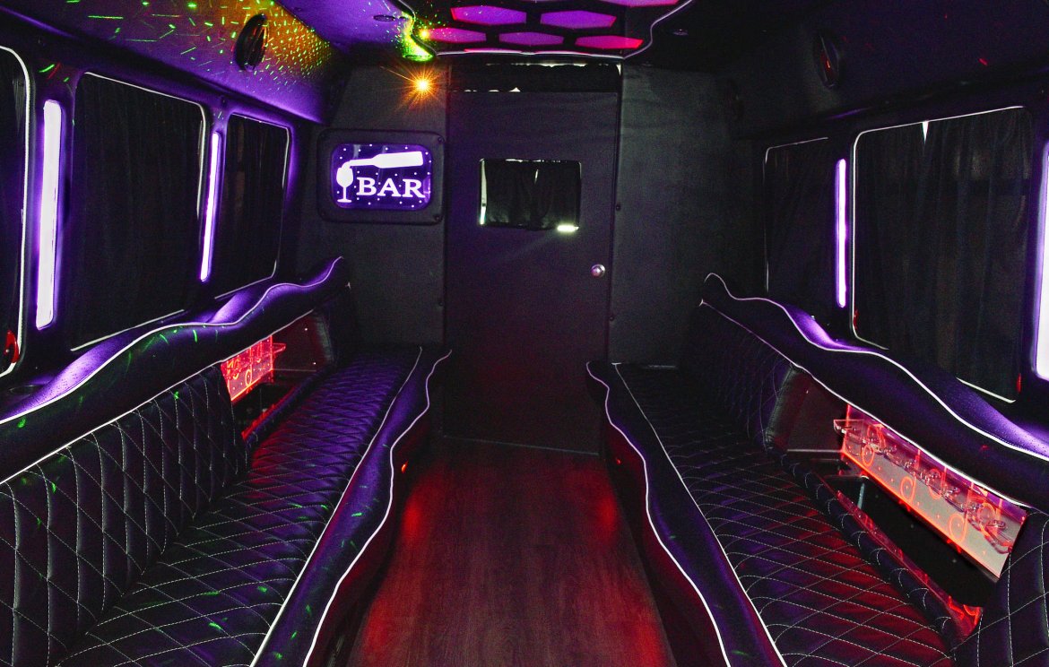 Limo Bus for Sale in Fontana, CA - Photo 13