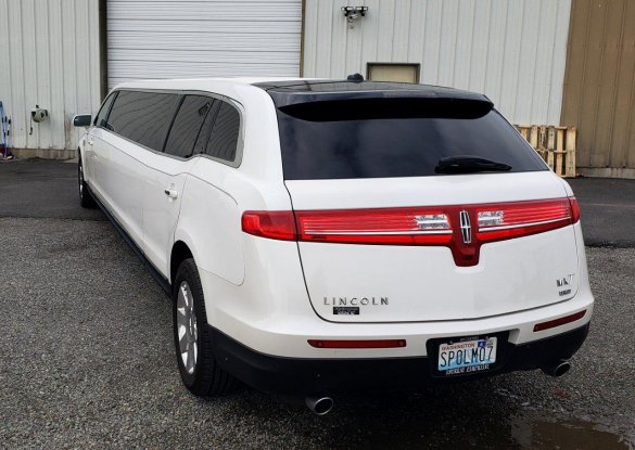 2014 Lincoln MKT Limousine for Sale in Spokane, WA - Photo 3