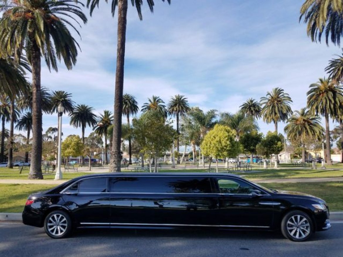 Cadillac Limousine 2020