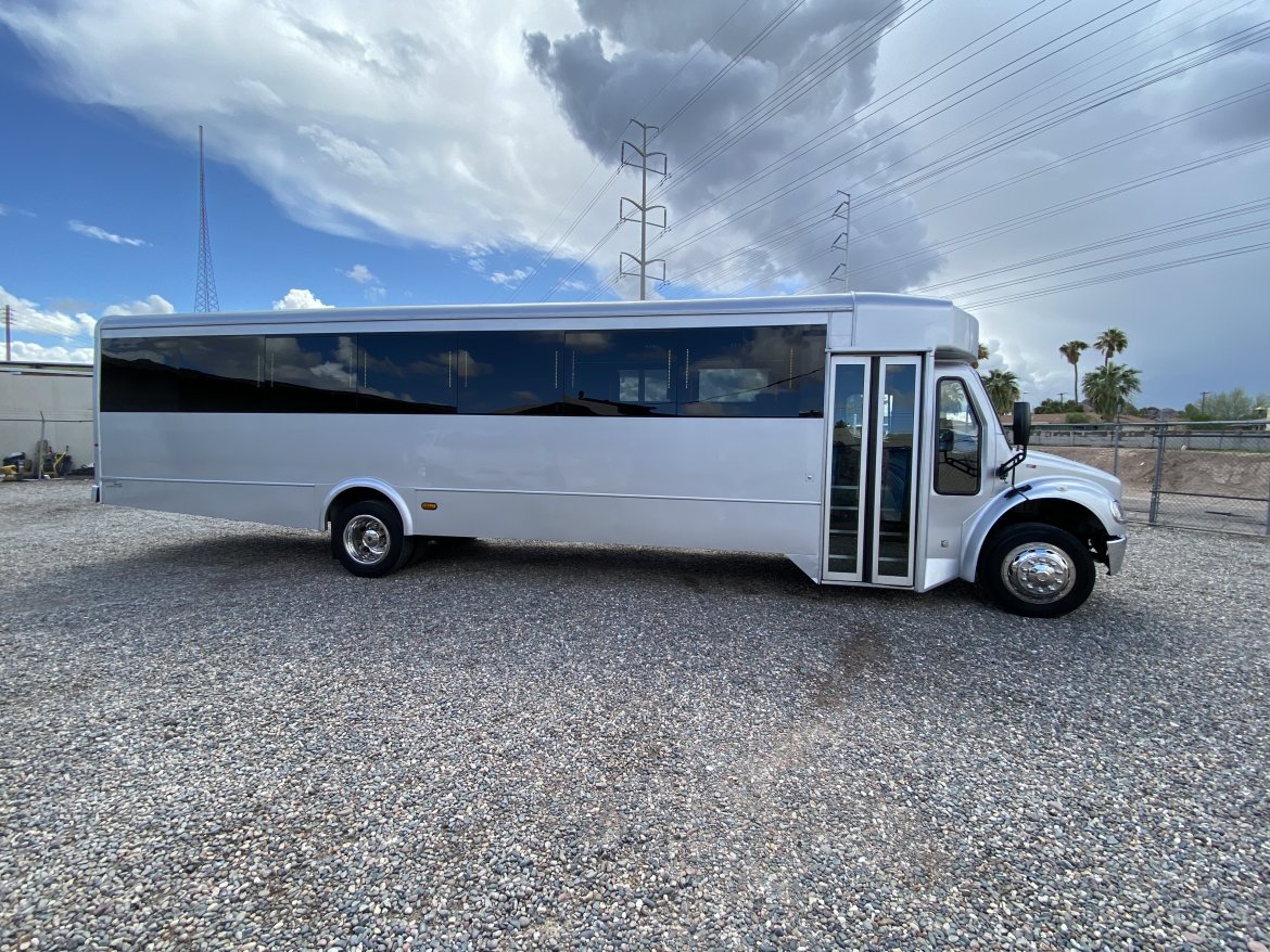 Limo Bus for Sale in Scottsdale, AZ - Photo 13
