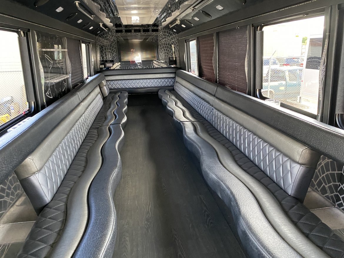 Limo Bus for Sale in Scottsdale, AZ - Photo 32