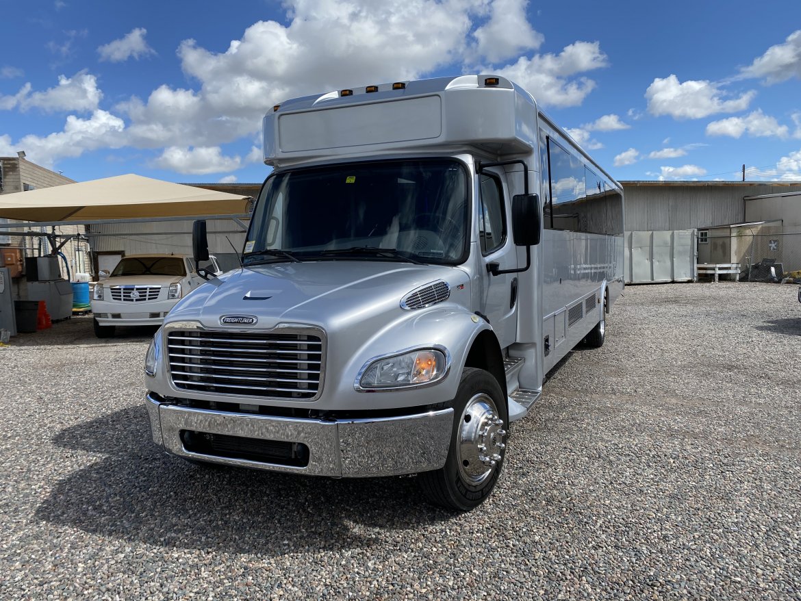 Limo Bus for Sale in Scottsdale, AZ - Photo 9