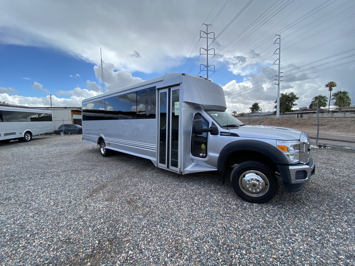 Limo Bus for Sale in Scottsdale, AZ - Photo 12
