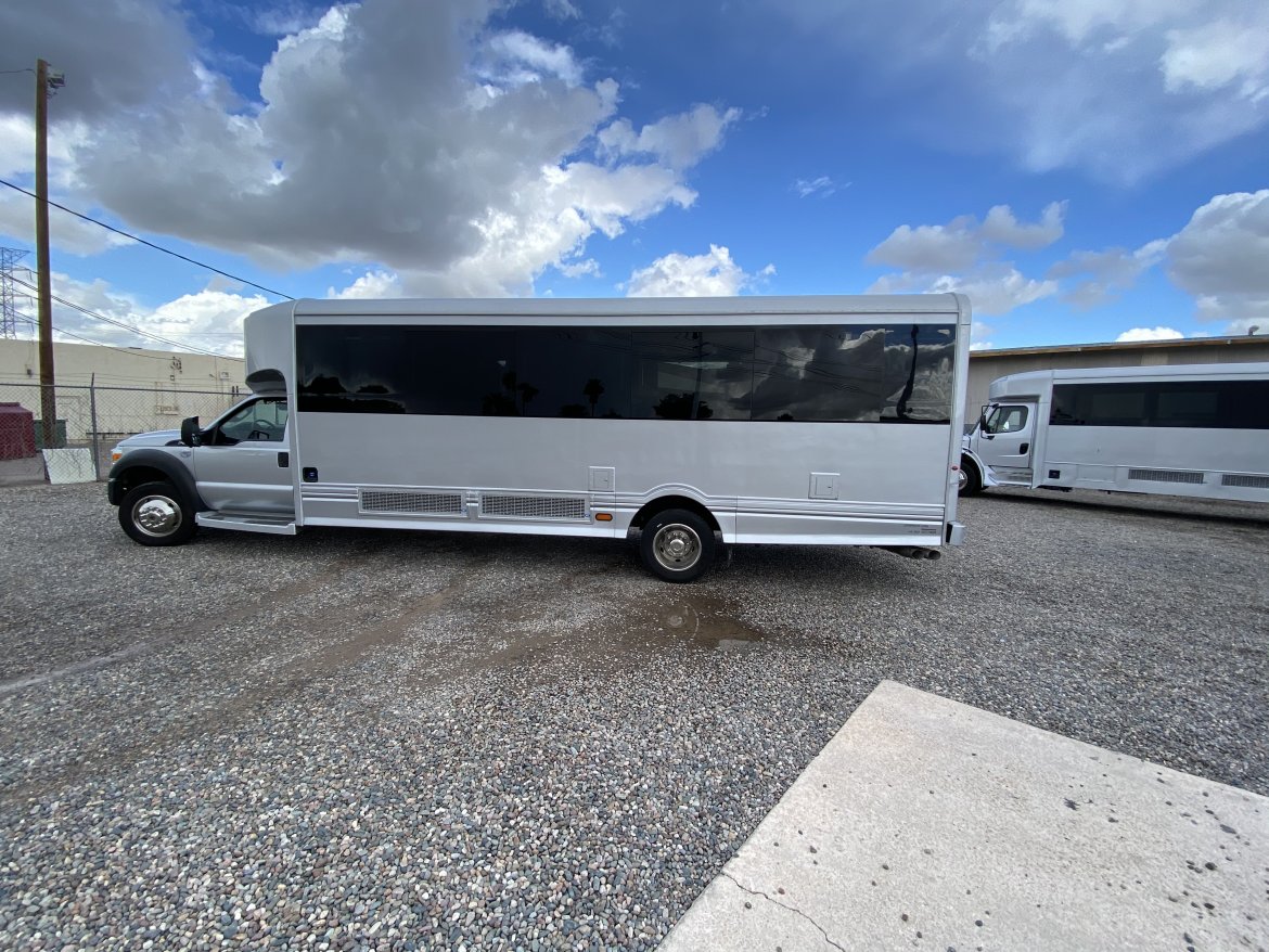 Limo Bus for Sale in Scottsdale, AZ - Photo 19