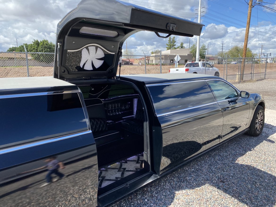 Limousine for Sale in Scottsdale, AZ - Photo 6